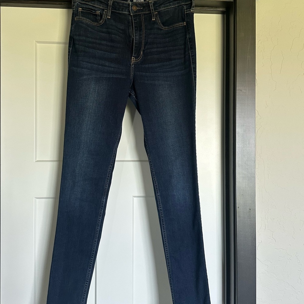 Hollister Dark Blue Women's Skinny Jeans in